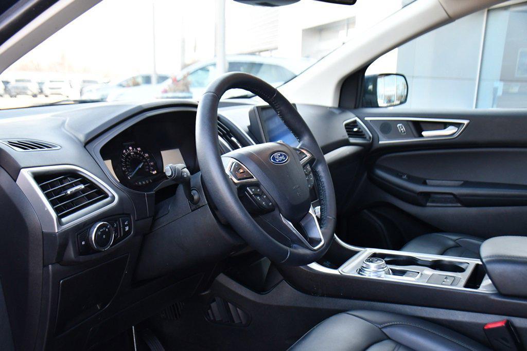 used 2024 Ford Edge car, priced at $26,995