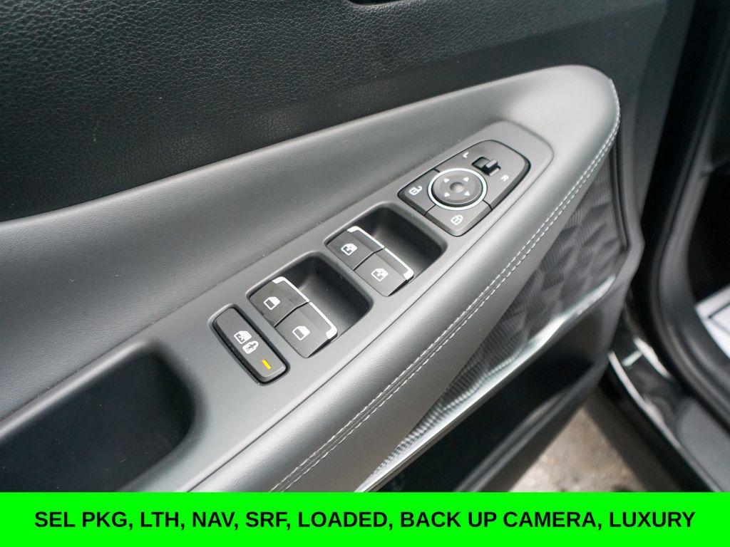 used 2023 Hyundai Santa Fe car, priced at $21,644