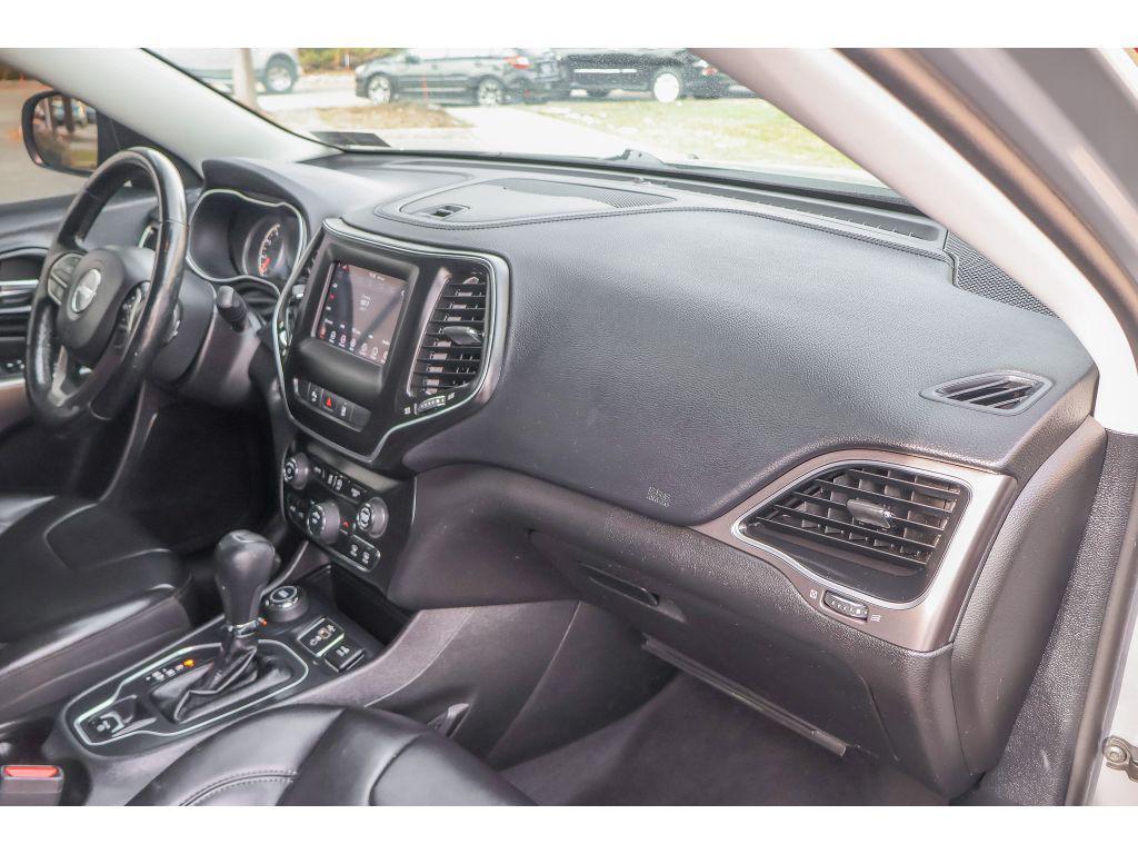 used 2021 Jeep Cherokee car, priced at $18,795