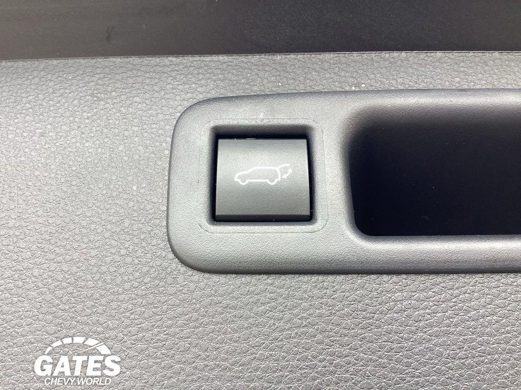 used 2025 Toyota Highlander car, priced at $44,000