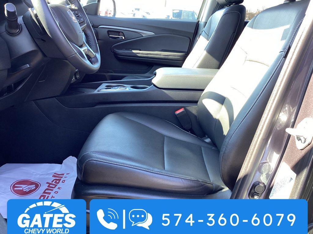 used 2025 Honda Ridgeline car, priced at $39,133