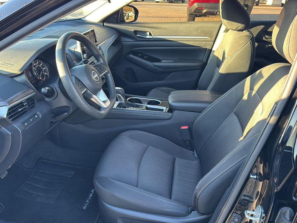 used 2023 Nissan Altima car, priced at $21,999