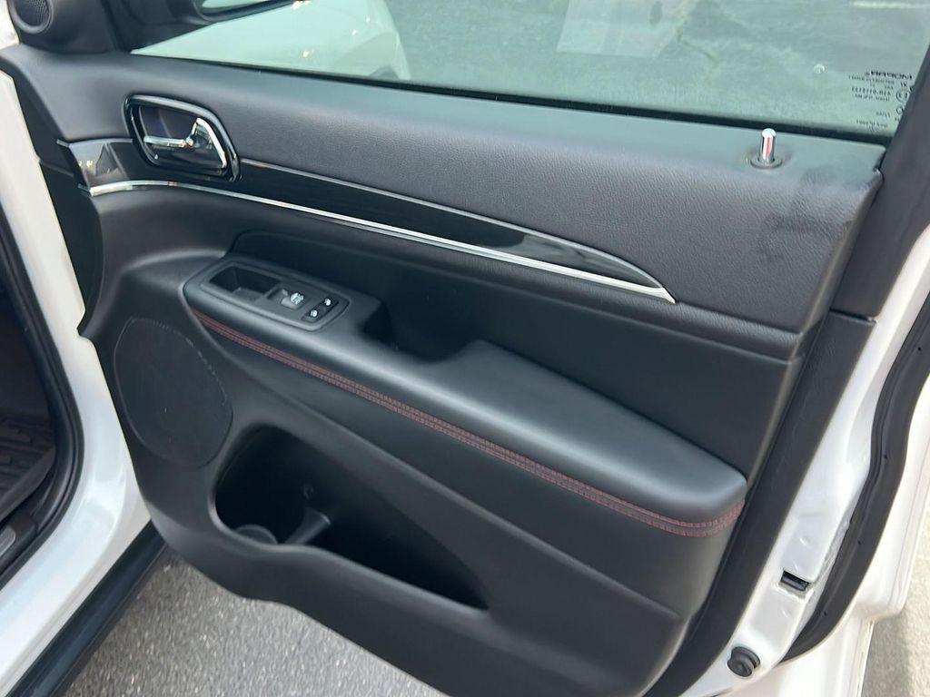 used 2021 Jeep Grand Cherokee car, priced at $29,999