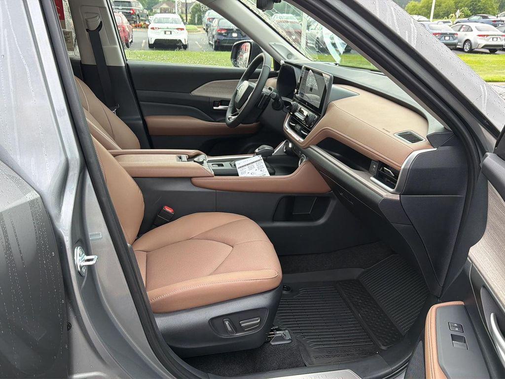 new 2026 Toyota Grand Highlander car, priced at $58,027