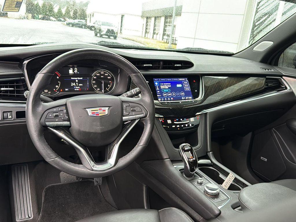used 2021 Cadillac XT6 car, priced at $28,999