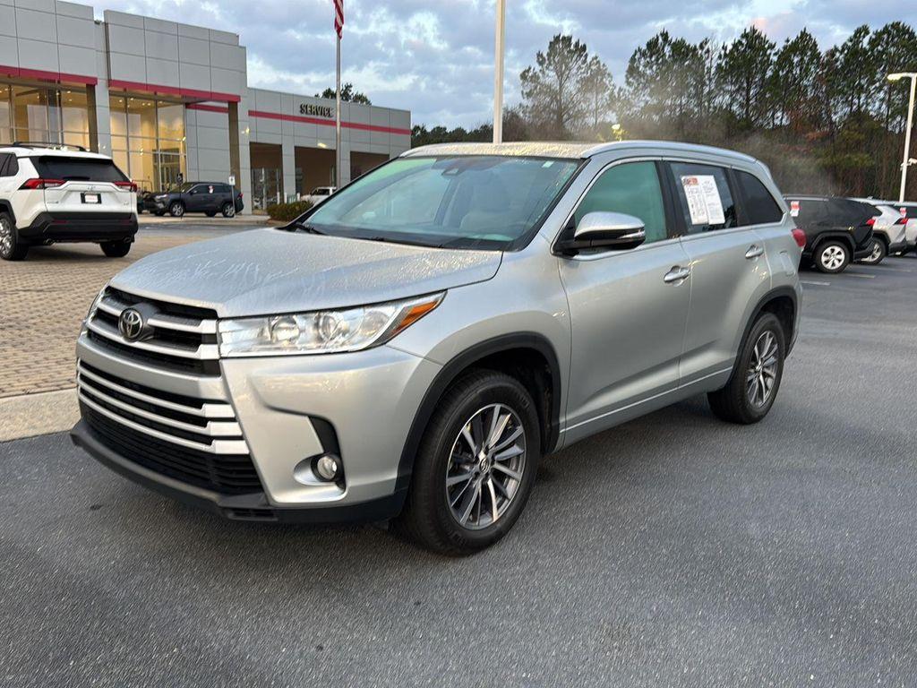 used 2017 Toyota Highlander car, priced at $19,999