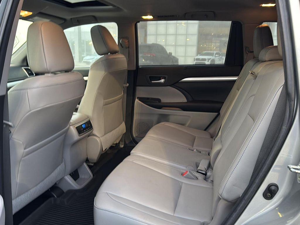used 2017 Toyota Highlander car, priced at $19,999