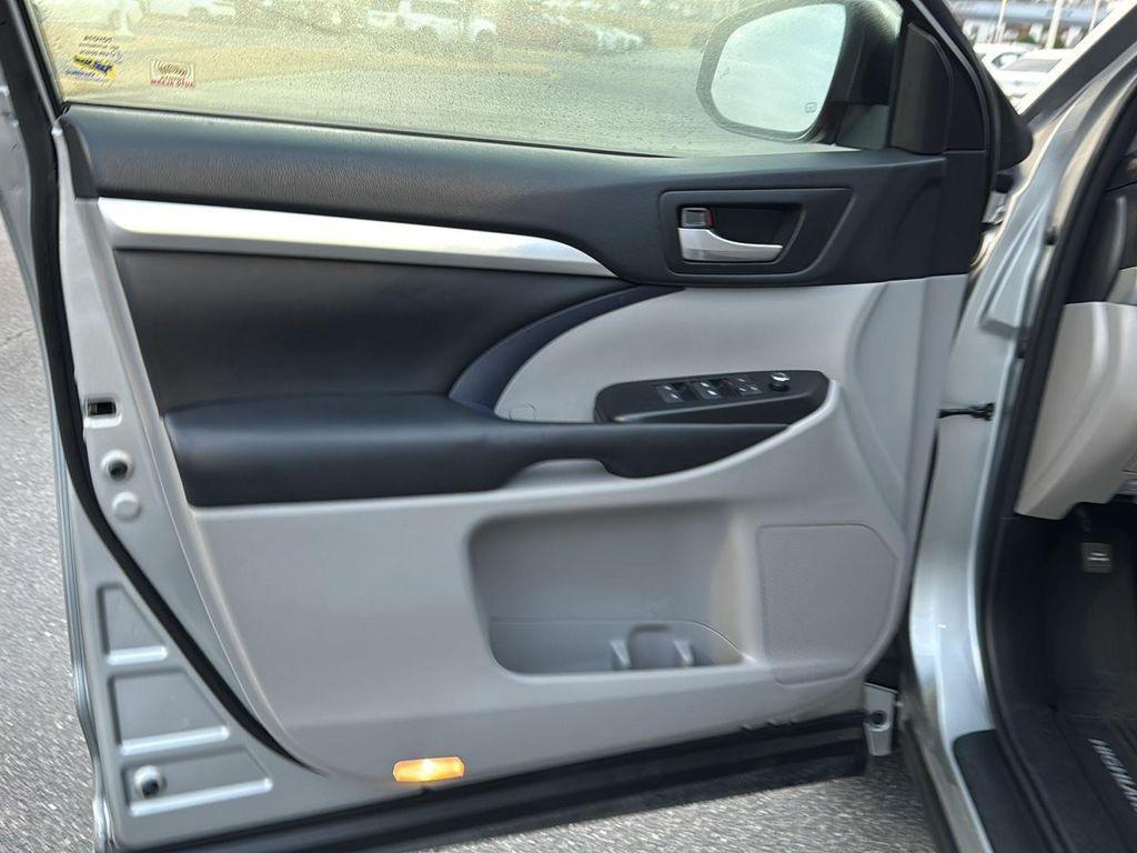 used 2017 Toyota Highlander car, priced at $19,999