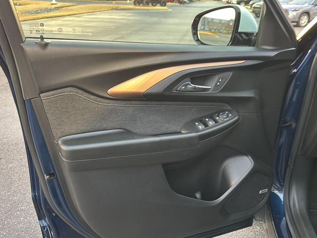 used 2022 Chevrolet TrailBlazer car, priced at $21,999