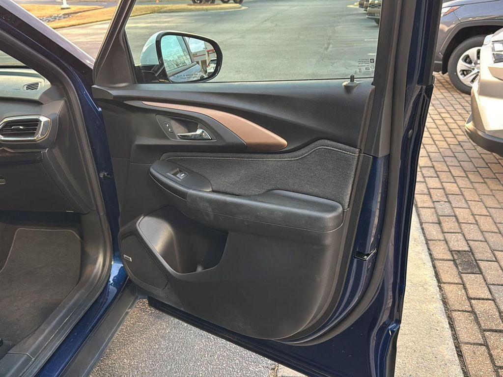 used 2022 Chevrolet TrailBlazer car, priced at $21,999
