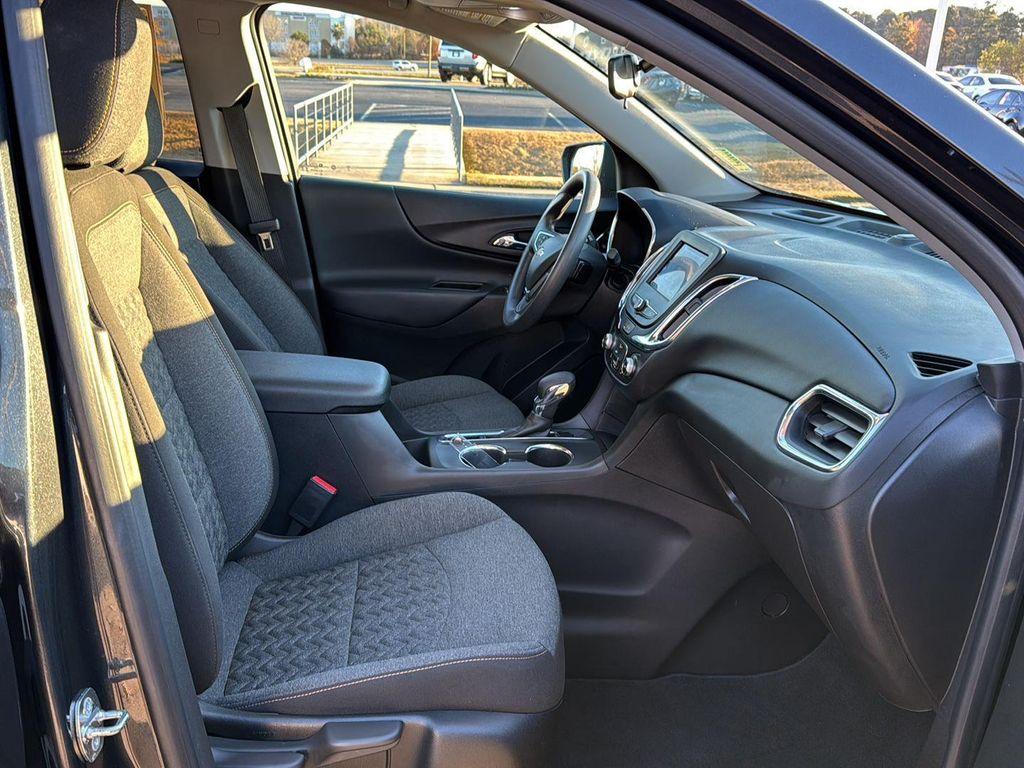 used 2023 Chevrolet Equinox car, priced at $20,900