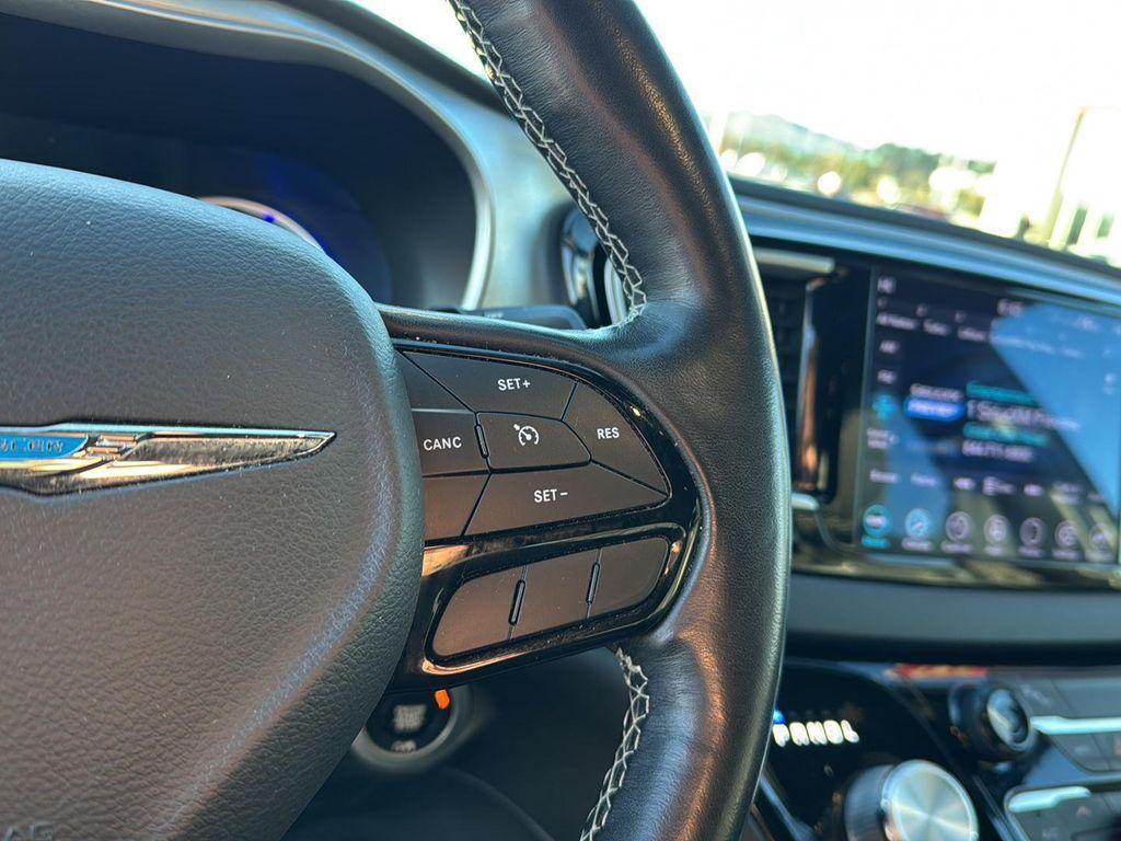 used 2020 Chrysler Pacifica Hybrid car, priced at $18,999