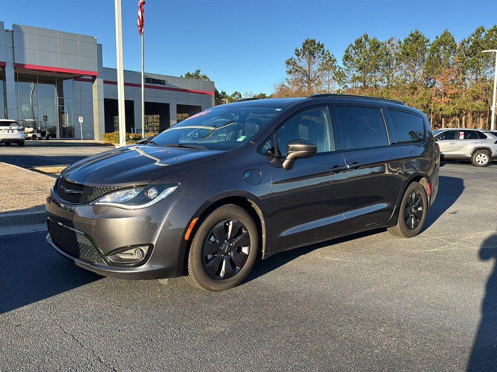 used 2020 Chrysler Pacifica Hybrid car, priced at $18,999