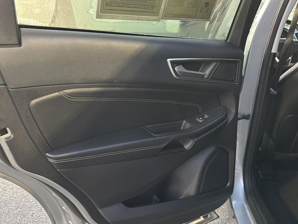 used 2022 Ford Edge car, priced at $18,799