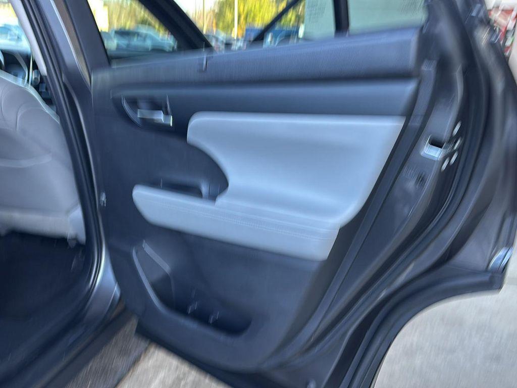 used 2024 Toyota Highlander car, priced at $36,900