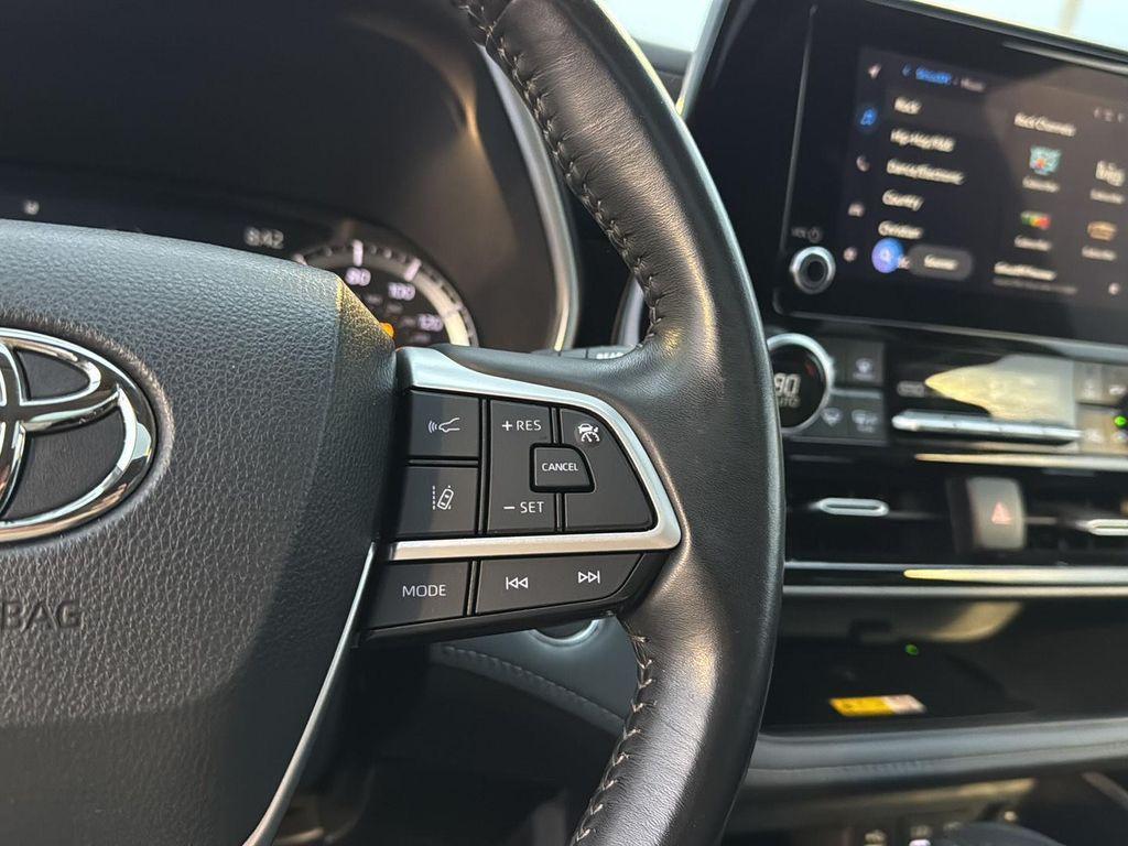 used 2023 Toyota Highlander car, priced at $39,699