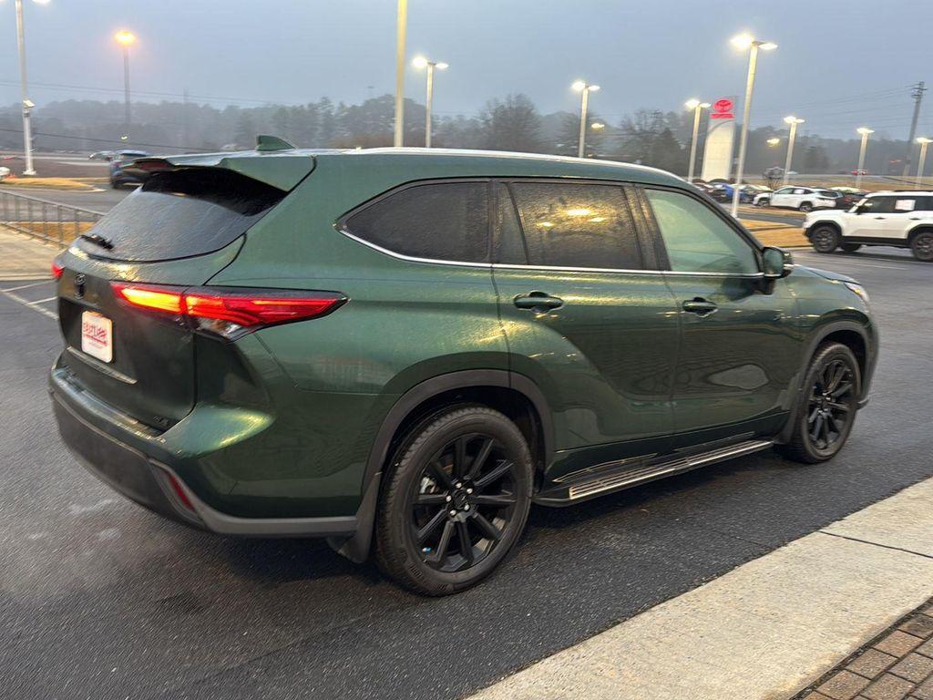 used 2023 Toyota Highlander car, priced at $39,699