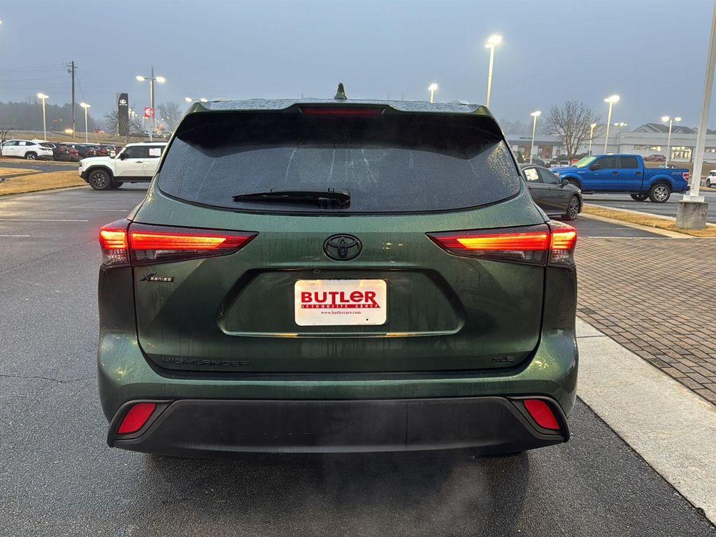 used 2023 Toyota Highlander car, priced at $39,699