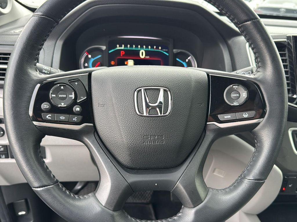 used 2022 Honda Pilot car, priced at $29,799