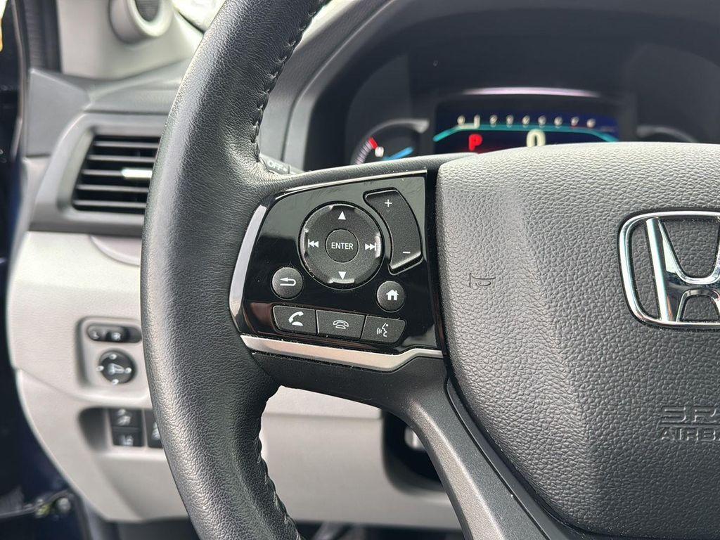 used 2022 Honda Pilot car, priced at $29,799