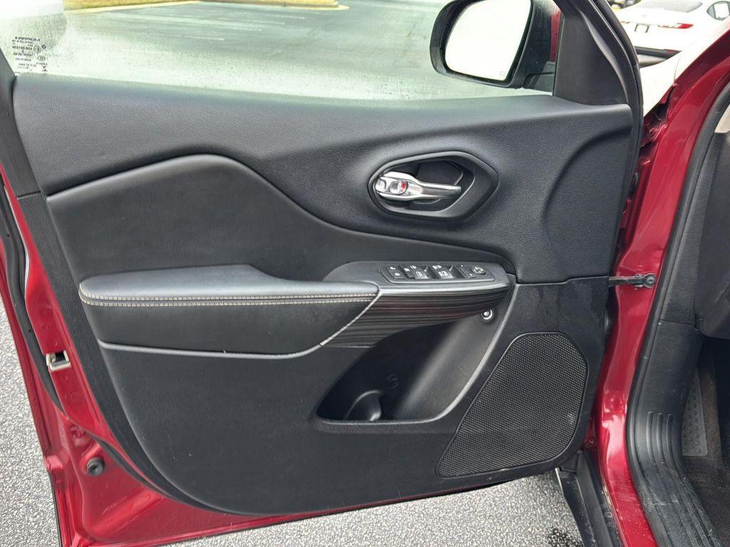 used 2017 Jeep Cherokee car, priced at $12,999