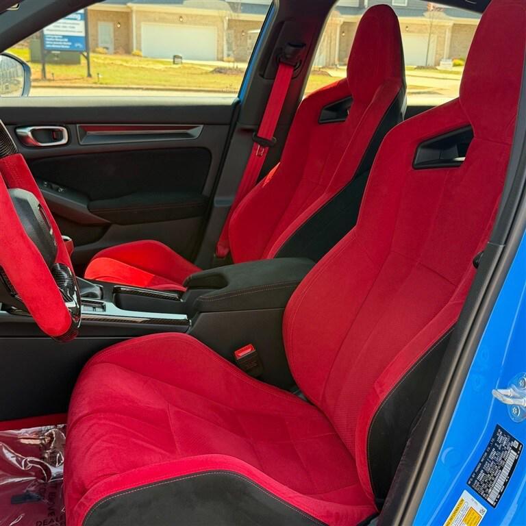 used 2025 Honda Civic Type R car, priced at $48,990