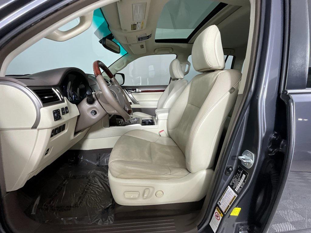 used 2017 Lexus GX 460 car, priced at $28,992