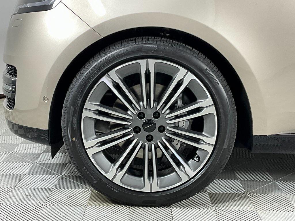 new 2026 Land Rover Range Rover car, priced at $136,405