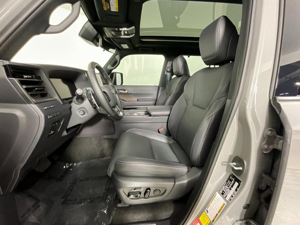 used 2025 Lexus GX 550 car, priced at $94,991