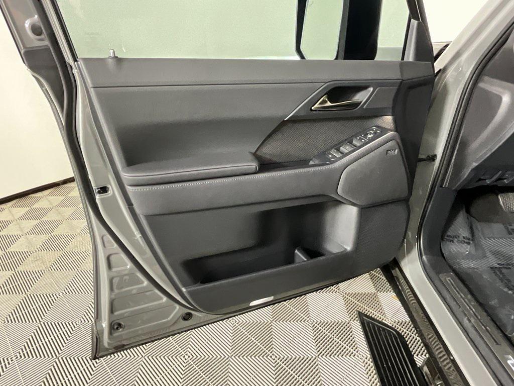 used 2025 Lexus GX 550 car, priced at $94,991