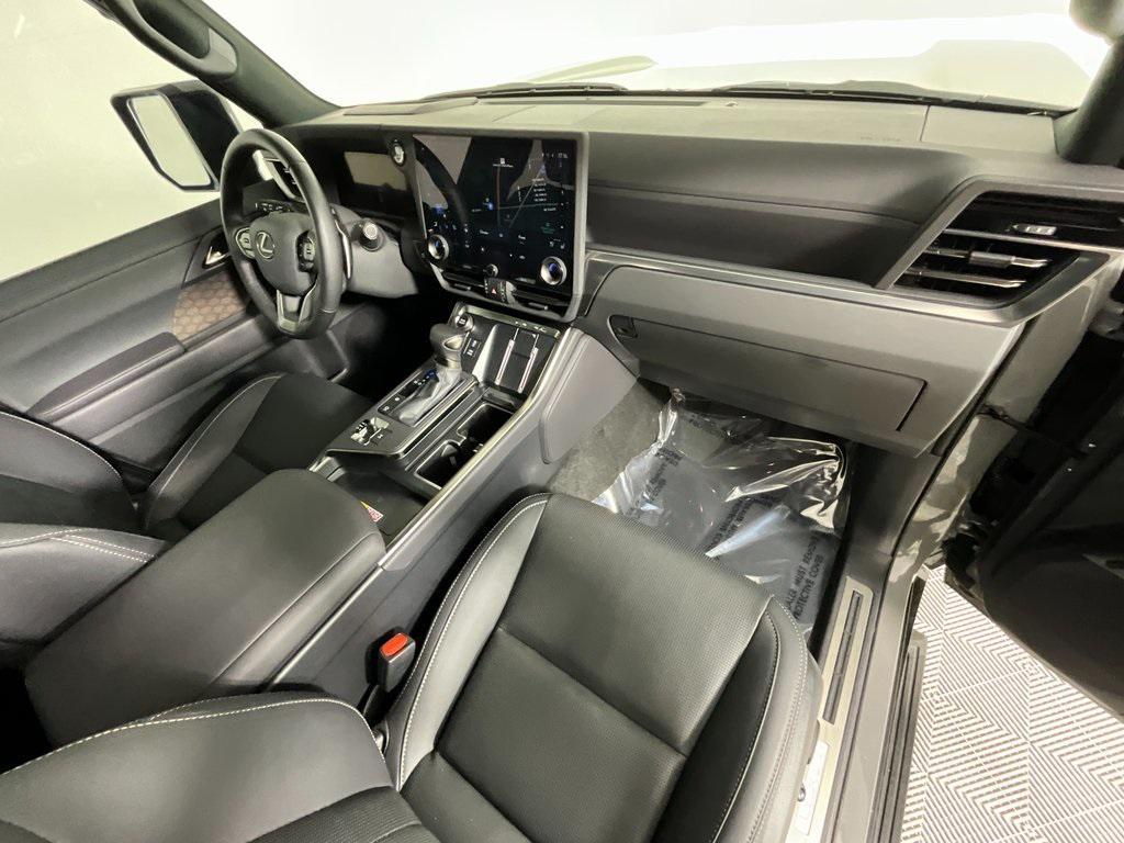 used 2025 Lexus GX 550 car, priced at $94,991
