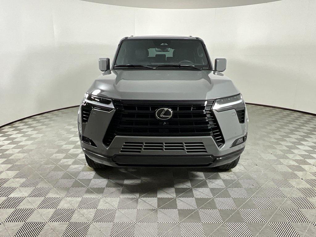 used 2025 Lexus GX 550 car, priced at $94,991