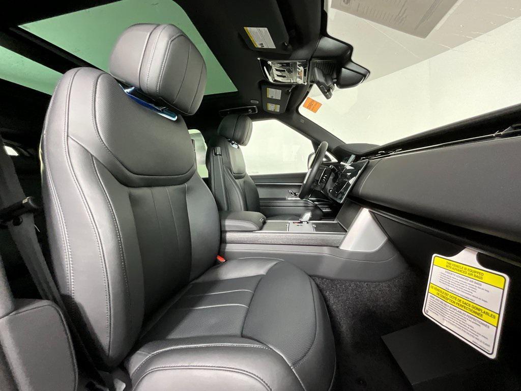 new 2025 Land Rover Range Rover car, priced at $149,510