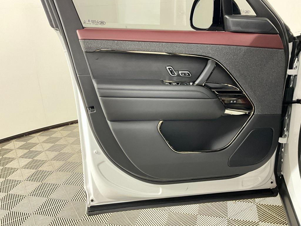 used 2025 Land Rover Range Rover Sport car, priced at $102,992