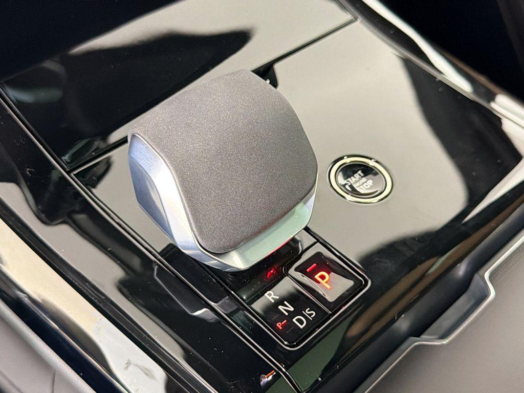 new 2026 Land Rover Range Rover Sport car, priced at $104,125