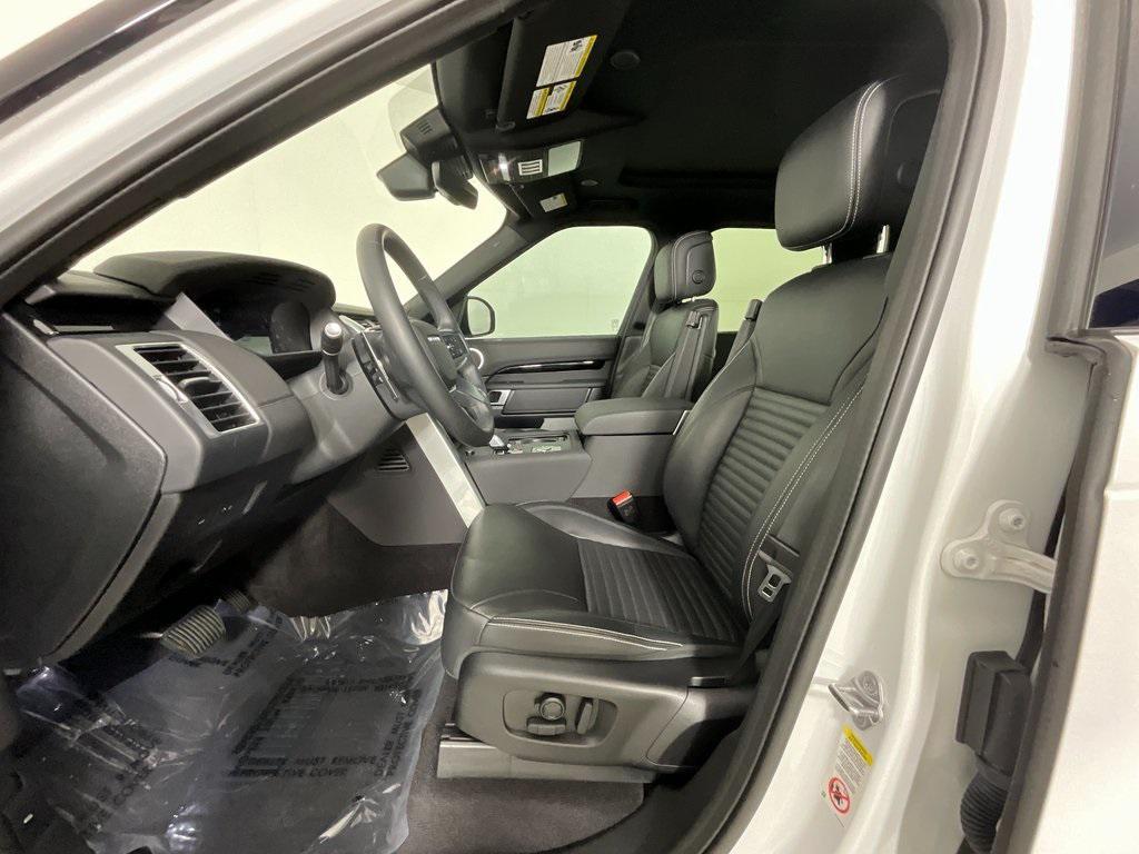 used 2025 Land Rover Discovery car, priced at $55,992