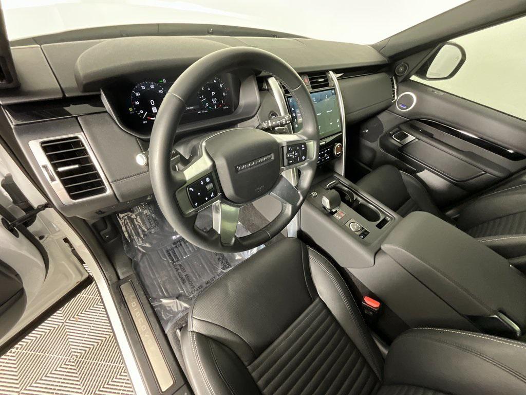 used 2025 Land Rover Discovery car, priced at $55,992