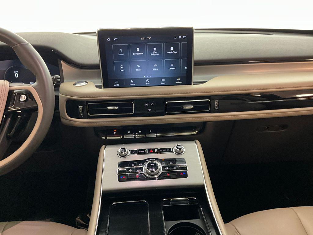 used 2021 Lincoln Aviator car, priced at $27,492