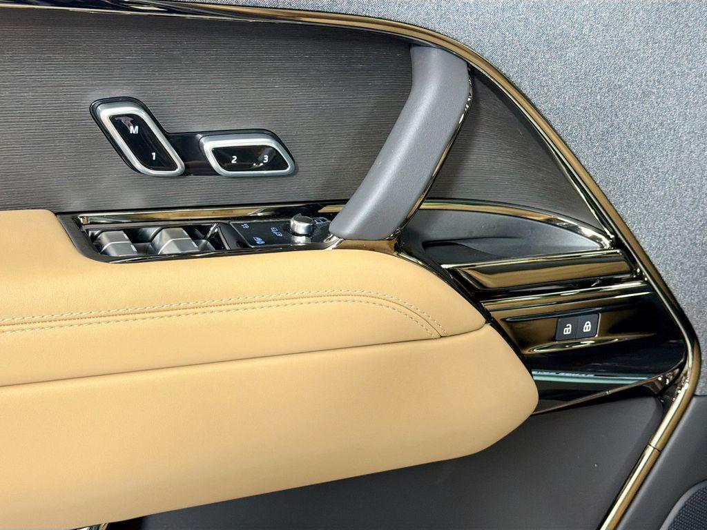 new 2026 Land Rover Range Rover Sport car, priced at $95,585