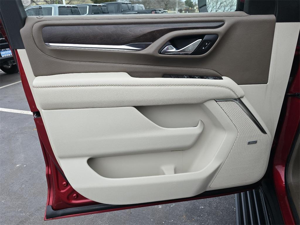 used 2021 GMC Yukon XL car, priced at $54,000