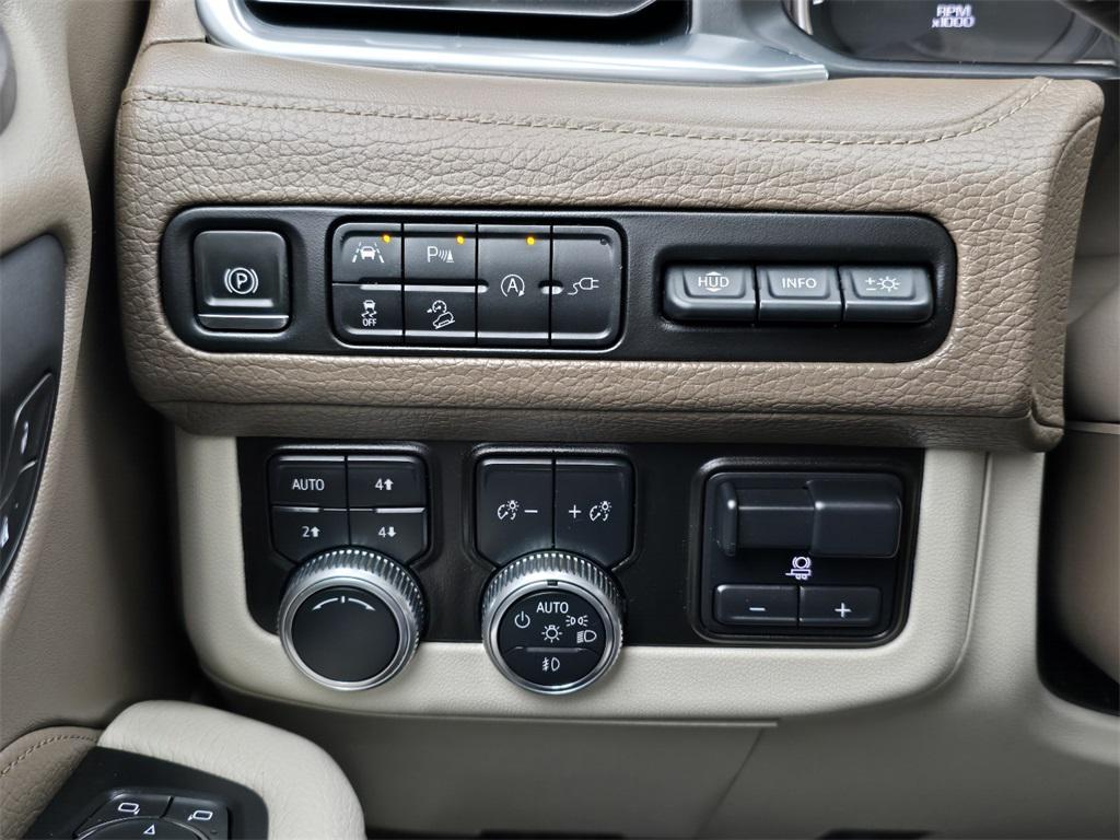 used 2021 GMC Yukon XL car, priced at $54,000