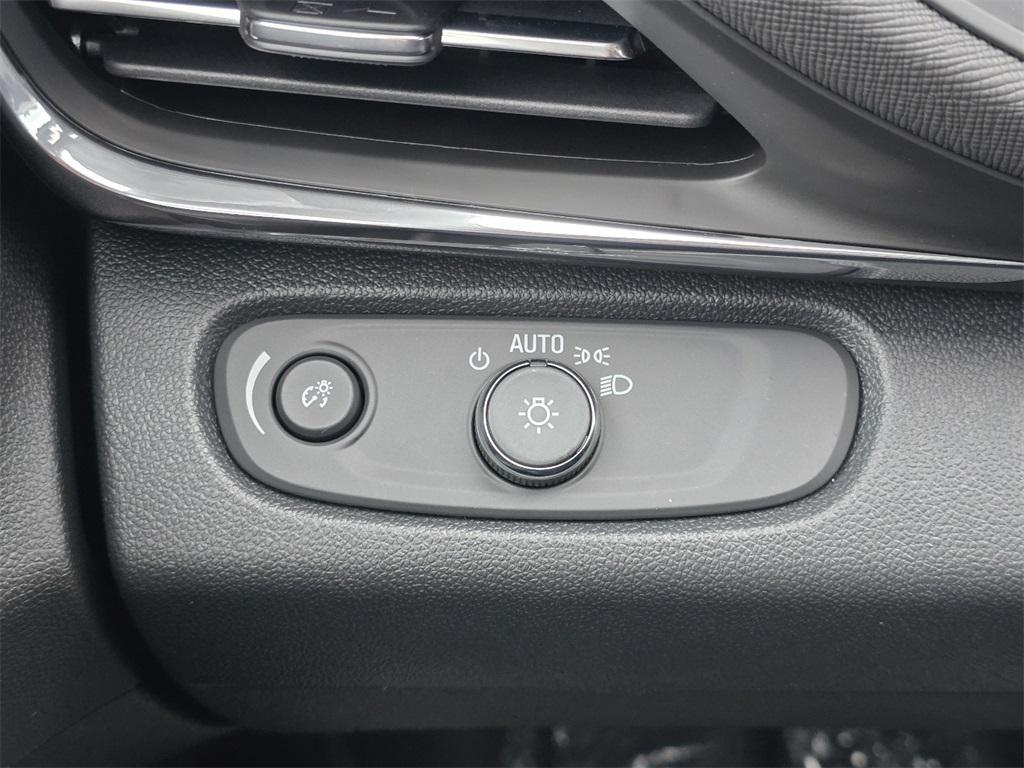 new 2026 Buick Envista car, priced at $22,080