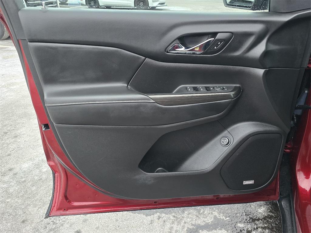 used 2018 GMC Acadia car, priced at $18,500