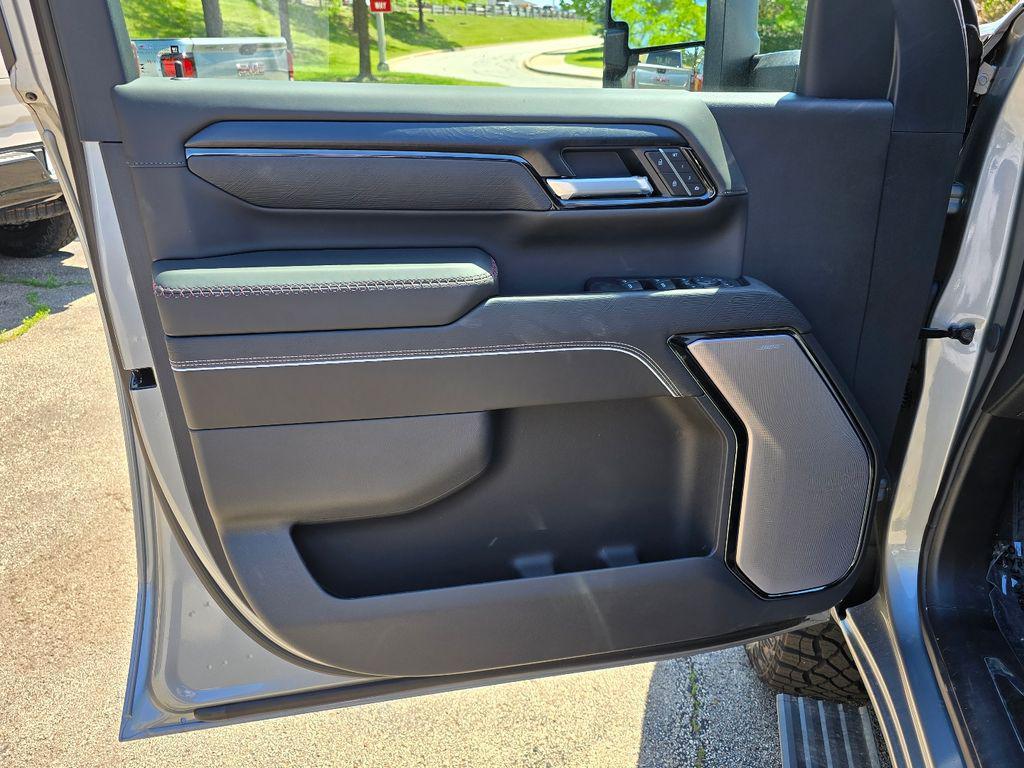 new 2026 GMC Sierra 2500 car, priced at $91,162