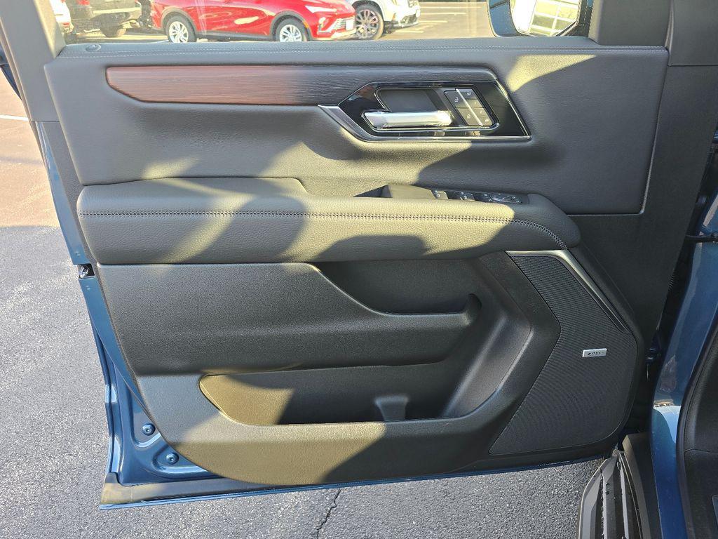 new 2026 GMC Yukon XL car, priced at $91,239