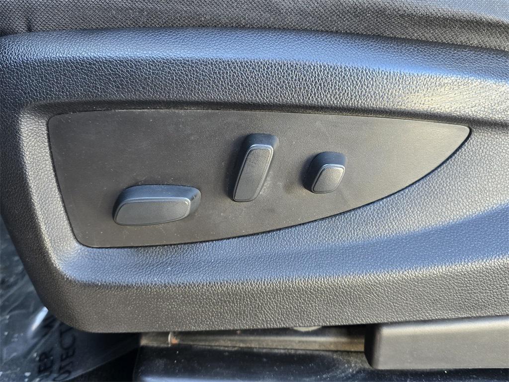 used 2018 GMC Sierra 1500 car, priced at $21,000