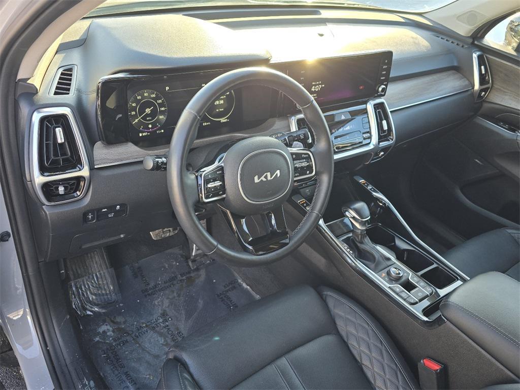 used 2023 Kia Sorento car, priced at $31,000