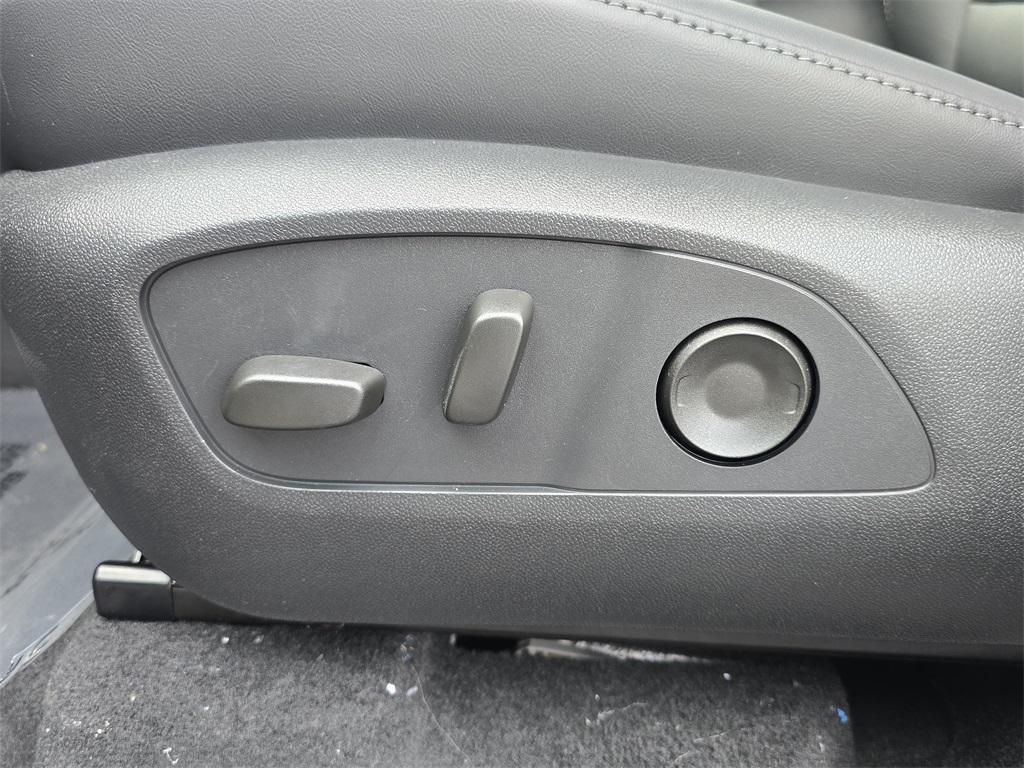 new 2025 GMC Acadia car, priced at $47,500