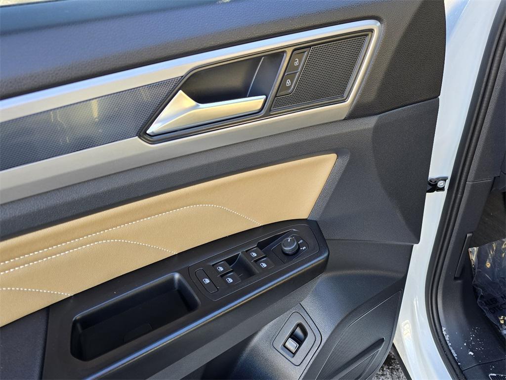 used 2020 Volkswagen Atlas Cross Sport car, priced at $23,500