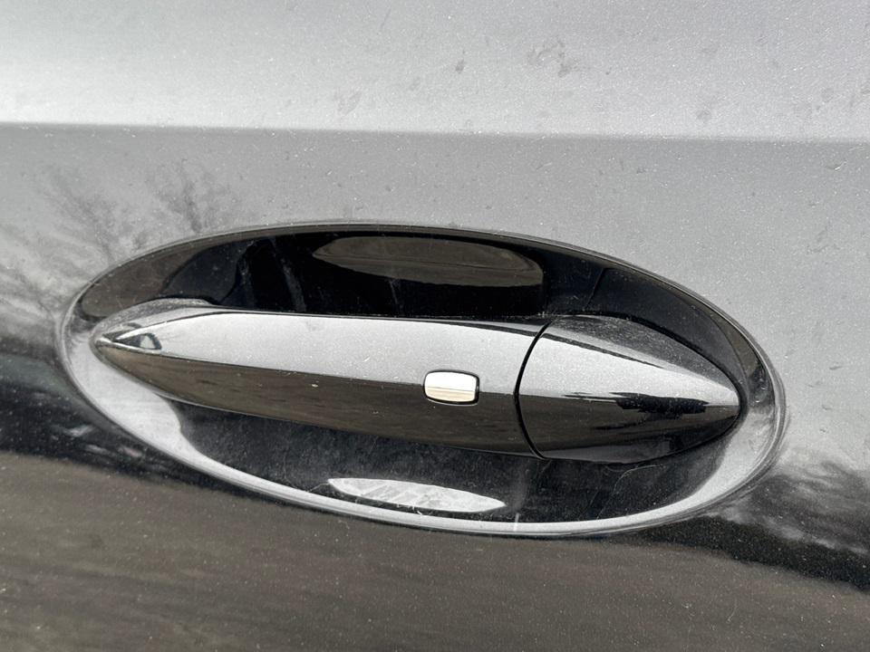 new 2025 Buick Envision car, priced at $35,000